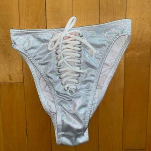 Rave highwaisted bottoms